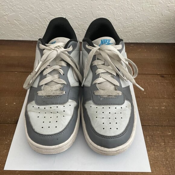 Nike Kids Shoes Size 5.5 - Picture 2 of 2